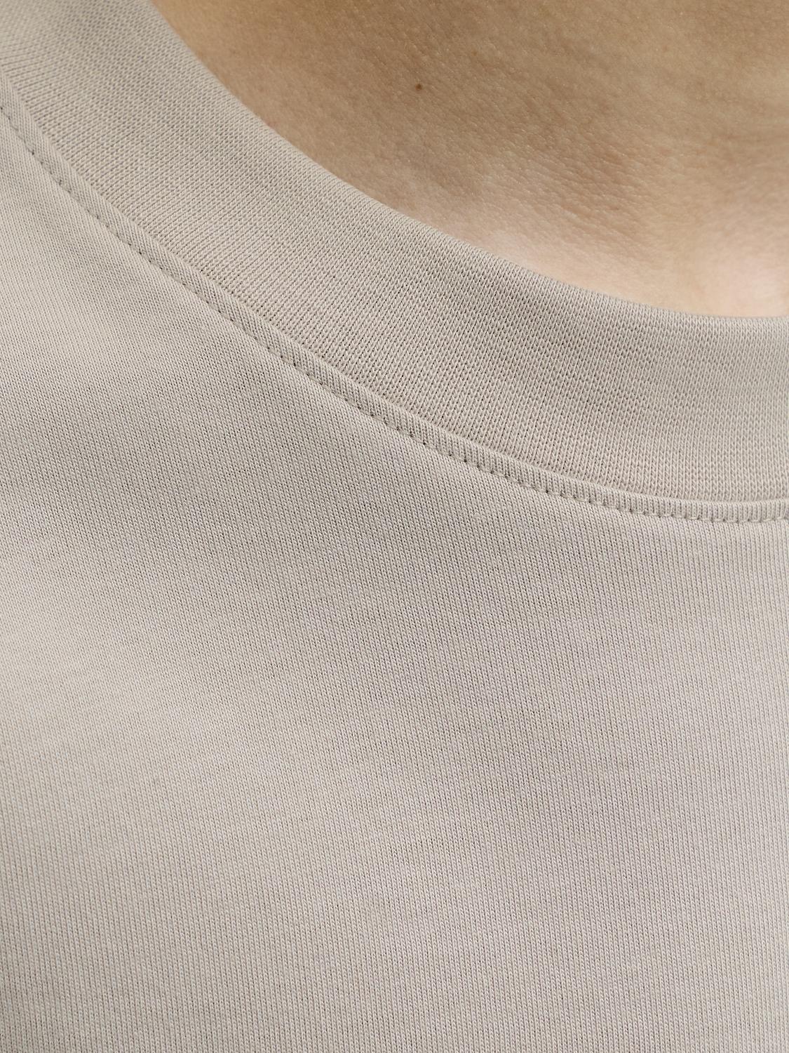 model_shot-detail